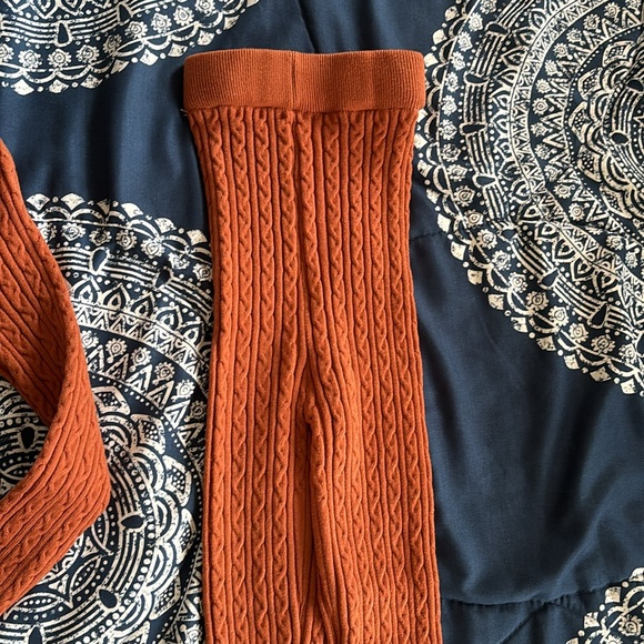 Sweater set - Picture 3 of 4